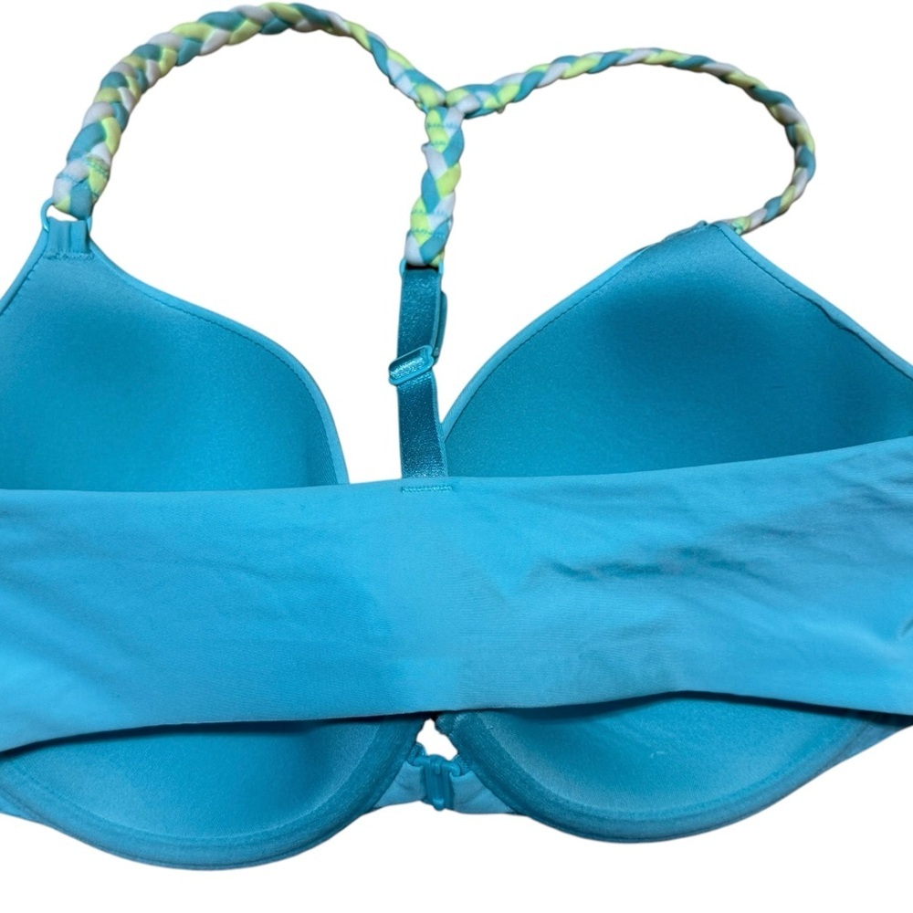 Victoria Secret Baby Blue Bra  Size 34DD
Great Condition